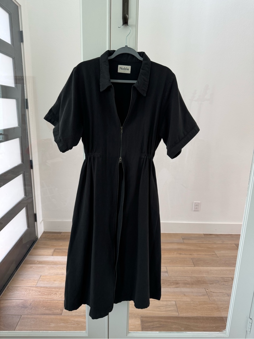 Noble Long Utility Dress - Picture 8 of 11